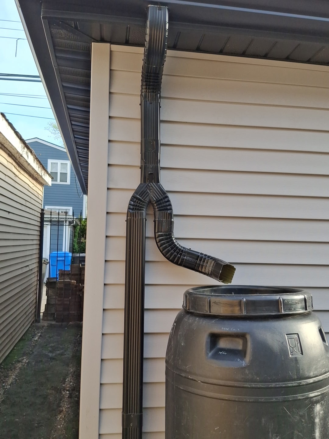 downspout and gutter repair service Chicago IL